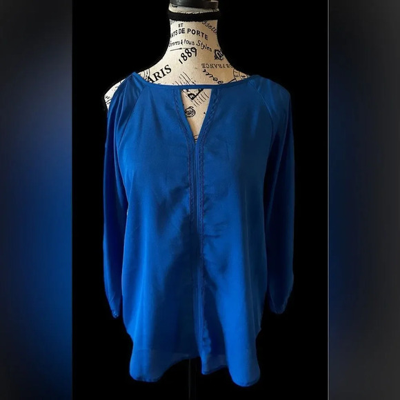 The Limited Tops - Limited cold shoulder blue blouse Size - Women's small
